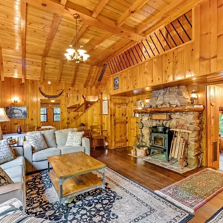 Fern Valley Lodge